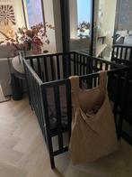 Zwarte babybox + 2 boxkleden (beige & antraciet), Kinderen en Baby's, Boxen, Ophalen, Zo goed als nieuw, Boxkleed