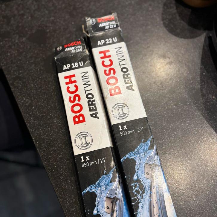 Nieuwe Bosch Aerotwin Ruitenwissers AP18U (450mm) & AP22U (5, Auto-onderdelen, Ruiten en Toebehoren, Universele onderdelen, Nieuw
