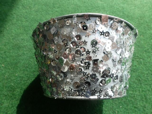 NIEUW 2 zinken zilveren schaaltjes met glitters 8 cm hoog, Ophalen of Verzenden, Nieuw, Knutselwerk