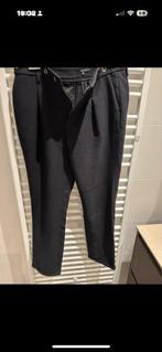 Nikkie zwarte pantalon met gouden details, Maat 38/40 (M), Zwart, Ophalen of Verzenden, Zo goed als nieuw