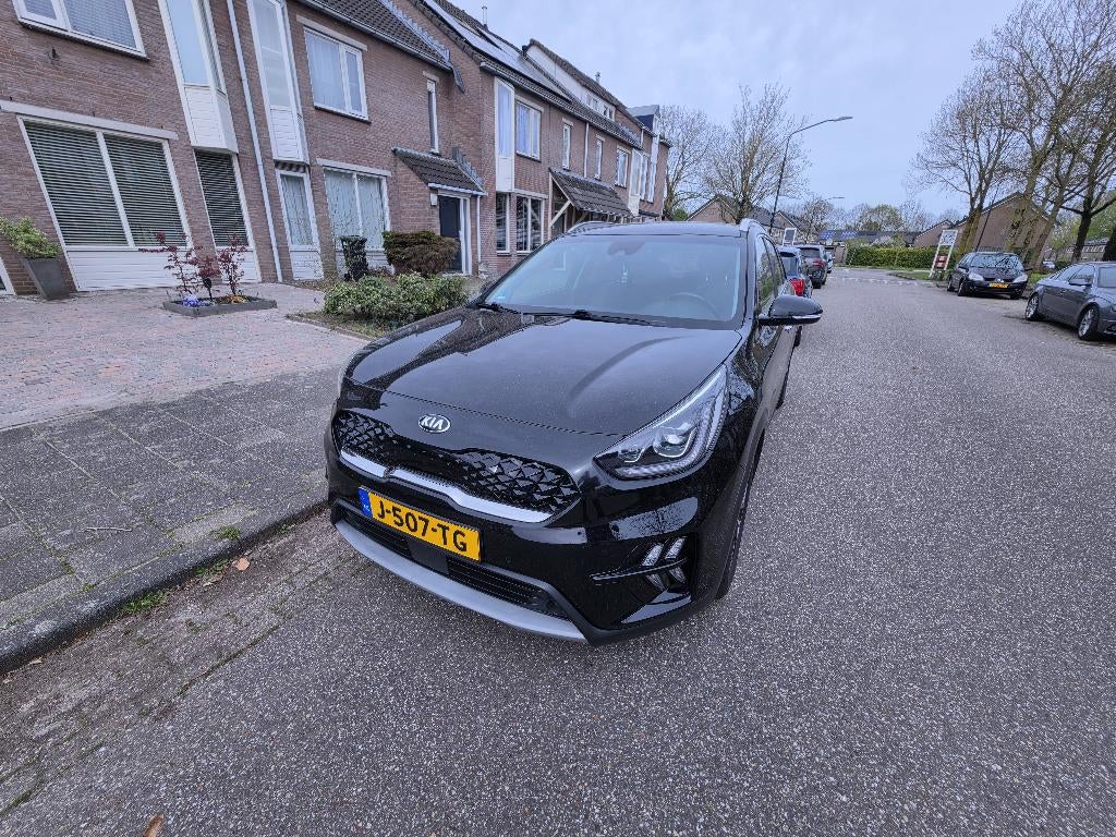 Kia Niro 1.6 GDi Hybrid DynamicPlusLine, Auto's, Kia, Particulier, Niro, ABS, Achteruitrijcamera, Adaptive Cruise Control, Airbags