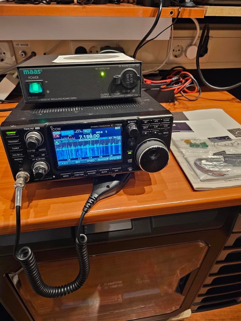 Icom IC-7300 HF/50MHz Transceiver met Maas voeding, Ophalen of Verzenden