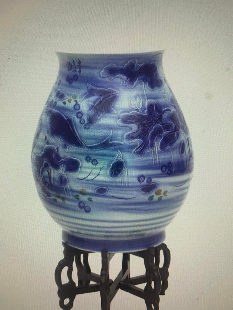 Grote porseleinen vaas met onderstel, 20e eeuw, Antiek en Kunst, Antiek | Vazen, Ophalen of Verzenden