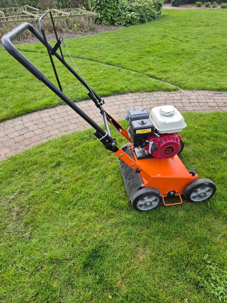 Eliet E401 verticuteermachine Honda motor, Ophalen, Zo goed als nieuw, Benzine, Eliet / Honda