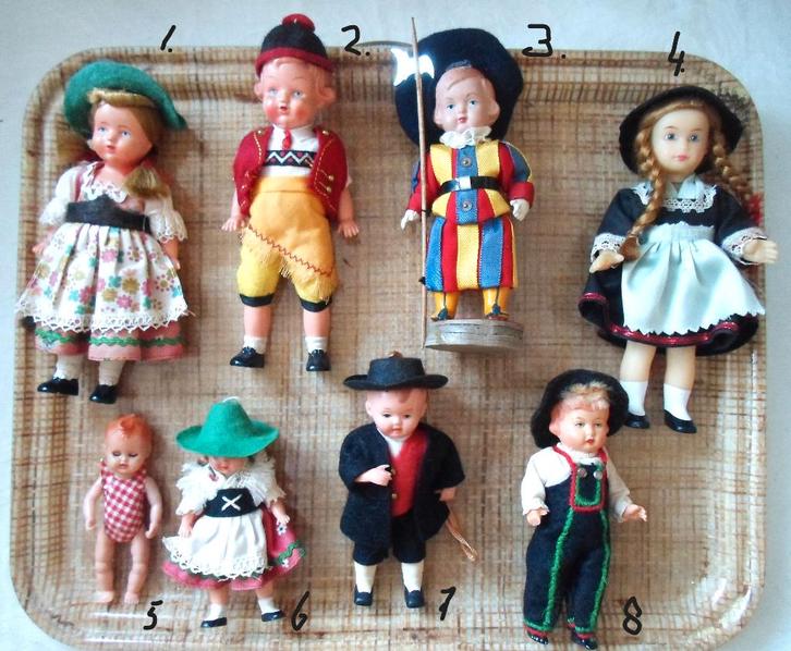 8 verschillende poppen. 5 euro per stuk., Verzamelen, Poppen, Zo goed als nieuw, Pop, Ophalen of Verzenden