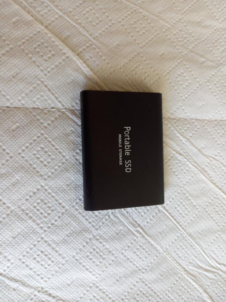 Externe harde schijf 2 TB SSD, Computers en Software, Harde schijven, Ophalen of Verzenden, Zo goed als nieuw, Laptop, USB