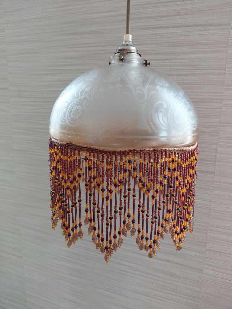 Fraaie geëtste glazen hanglamp met kralen. Jugendstil., Ophalen of Verzenden, Minder dan 50 cm