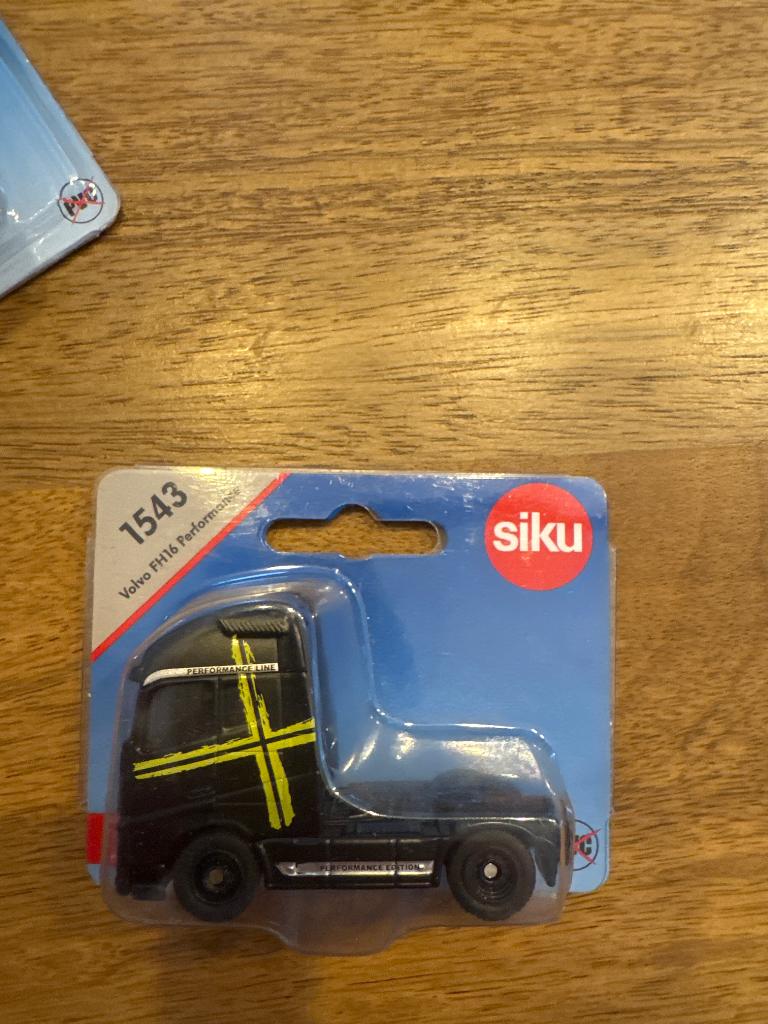 Siku Volvo fh16 1:87, Hobby en Vrije tijd, Modelauto's | 1:87, Ophalen of Verzenden, Nieuw, Bus of Vrachtwagen, SIKU