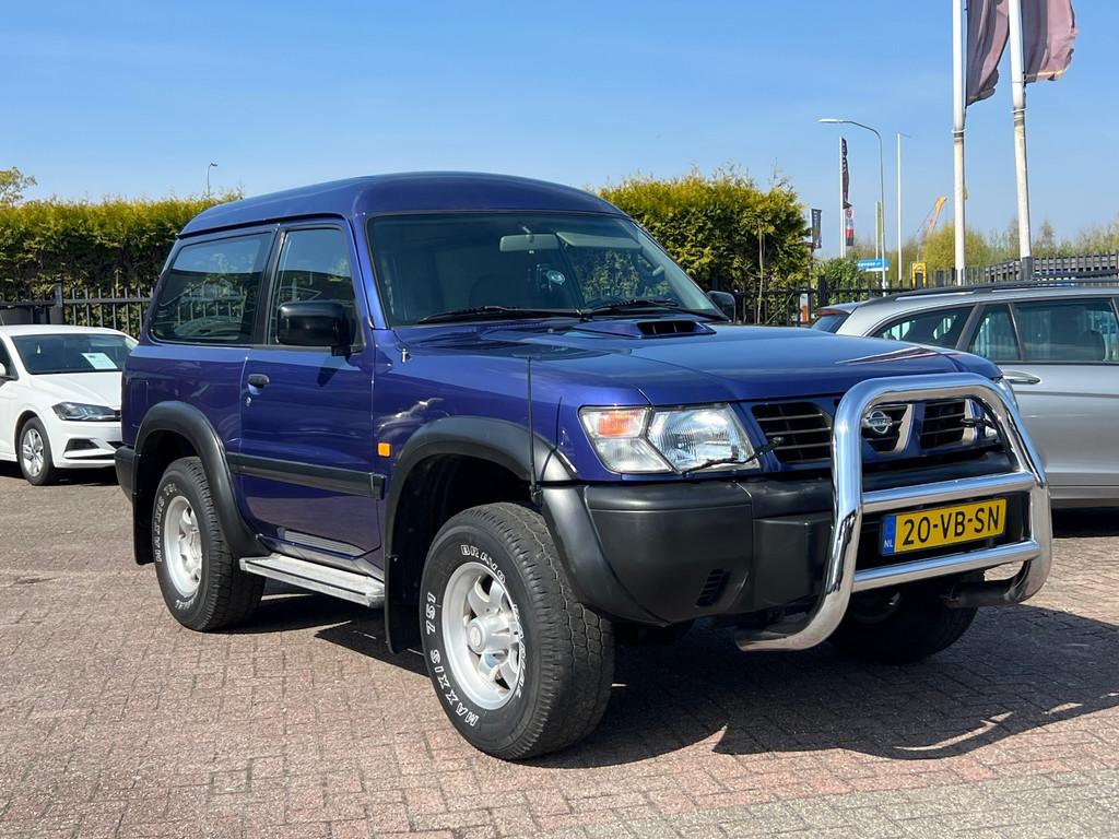 Nissan Patrol GR 2.8 TDi 2e eigenaar! Zeer netjes! # met Air, Auto's, Bestelauto's, Euro 2, 129 pk, Origineel Nederlands, Bedrijf