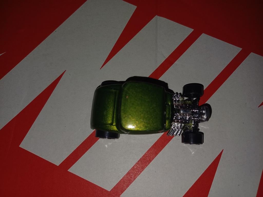 Groene Hot Wheels auto met vlammen, Ophalen of Verzenden