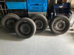 Gratis Winterbanden op stalen velg Volkswagen Passat 2008, Auto-onderdelen, Banden en Velgen, Ophalen, 16 inch, Banden en Velgen