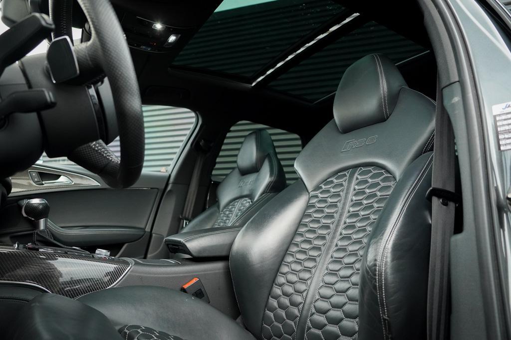 Audi A6 Avant 4.0 TFSI RS 6 quattro Pro Line Plus / Pano / B, Auto's, Automaat, Euro 5, Gebruikt, Vierwielaandrijving