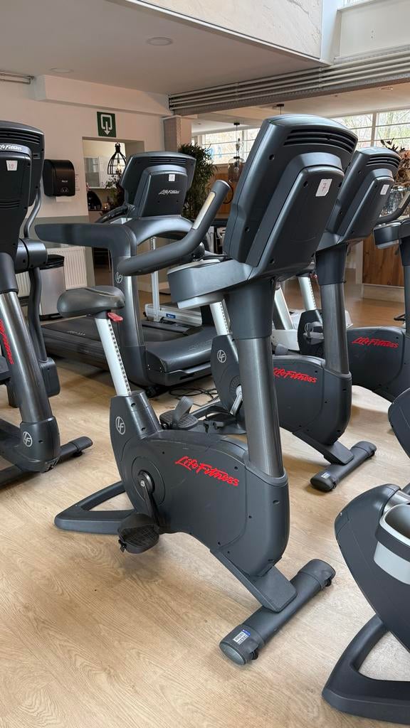 Life Fitness Hometrainer Fiets - Perfect voor Thuis Fitness, Ophalen of Verzenden, Gebruikt, Benen, Overige typen