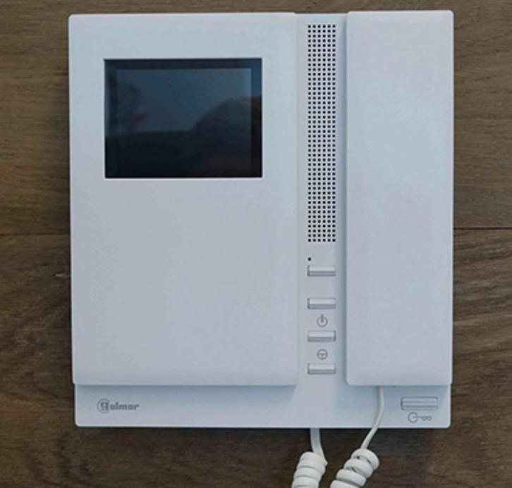 Golmar   intercom Tekna / Platea / Shiner, Huis en Inrichting, Deurbellen, Zo goed als nieuw, Ophalen of Verzenden