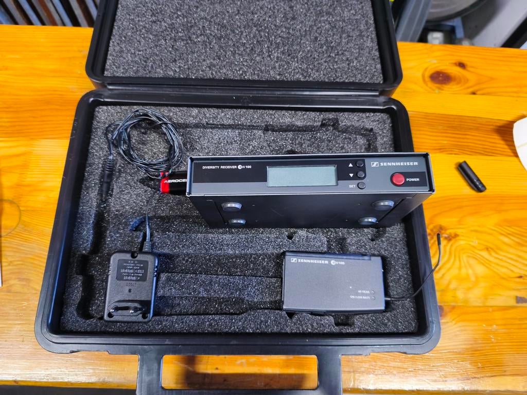 Sennheiser EW-100 ontvanger en SK-100 bodypack, Muziek en Instrumenten, Microfoons, Ophalen of Verzenden