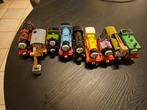 Thomas de Trein: 8 metalen en 1 plastic locomotief, gebouwen, Ophalen