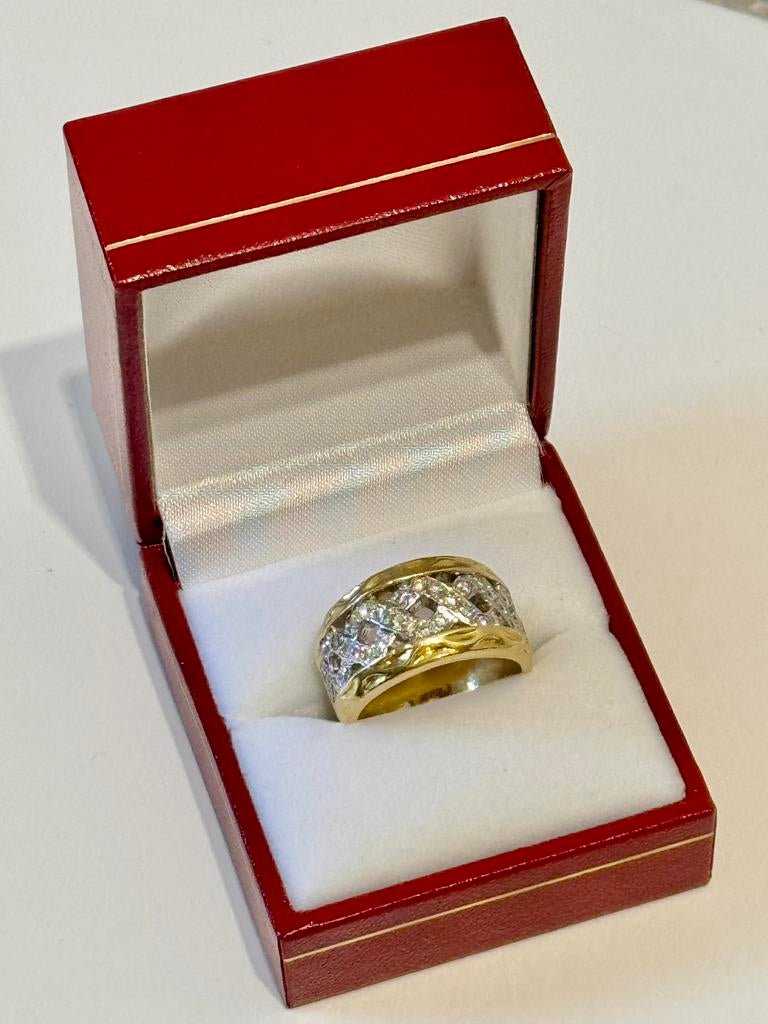 Exclusieve 18 karaat gouden ring 15 gram met 38 diamanten!, Sieraden, Tassen en Uiterlijk, Ringen, 18 tot 19, Ophalen of Verzenden
