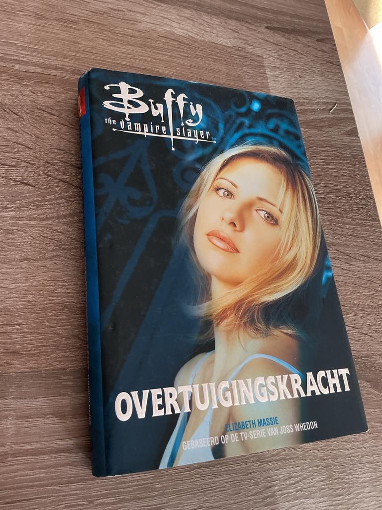 Buffy the Vampire Slayer: Overtuigingskracht, Boeken, Romans, Zo goed als nieuw, Europa overig, Ophalen of Verzenden