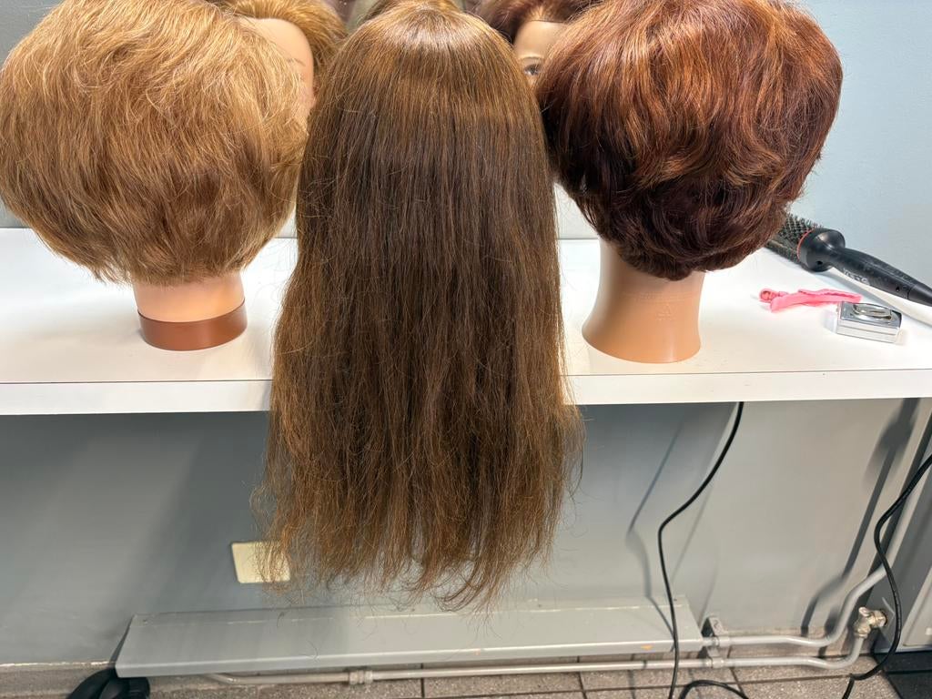 Oefenhoofden 3 voor €100, Sieraden, Tassen en Uiterlijk, Uiterlijk | Haarverzorging, Ophalen of Verzenden, Zo goed als nieuw, Pruik of Haarverlenging