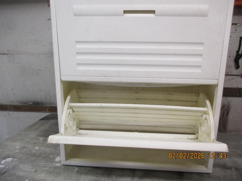 schoenen kast    kunststof, Ophalen, Gebruikt