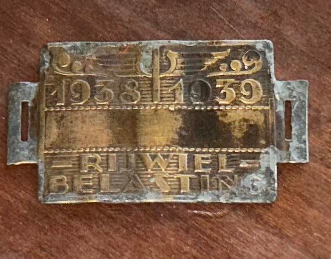 Zeldzaam Rijwielbelastingplaatje 1938/1939 - Antiek, Ophalen of Verzenden, Gebruikt