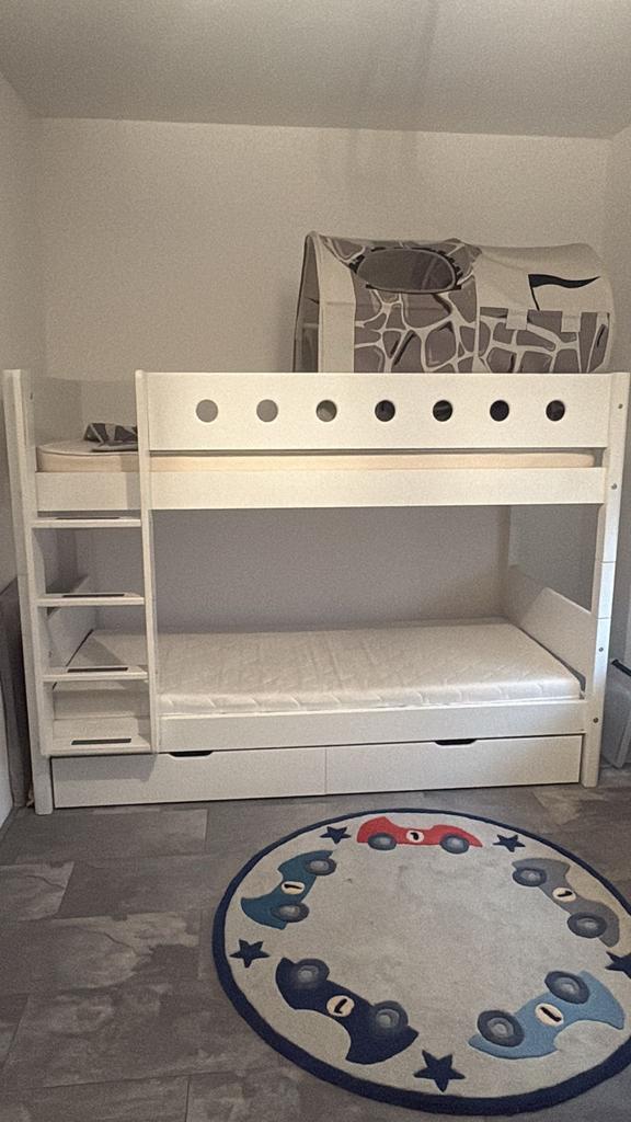 Flexa stapelbed wit met opberglades, Kinderen en Baby's, Kinderkamer | Stapelbedden en Hoogslapers, Ophalen, Zo goed als nieuw