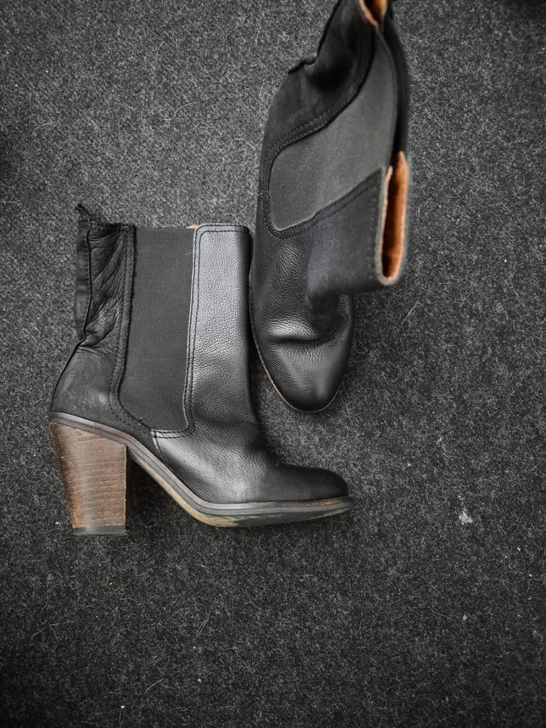 Zwarte korte leren cowboylaarzen Maat 38, Kleding | Dames, Schoenen, Ophalen of Verzenden