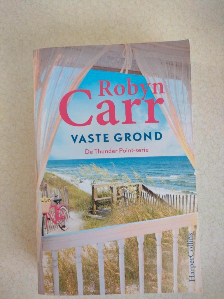 Robyn Carr Vaste grond Thunderpoint, Ophalen of Verzenden, Gelezen, Robyn Carr, Amerika
