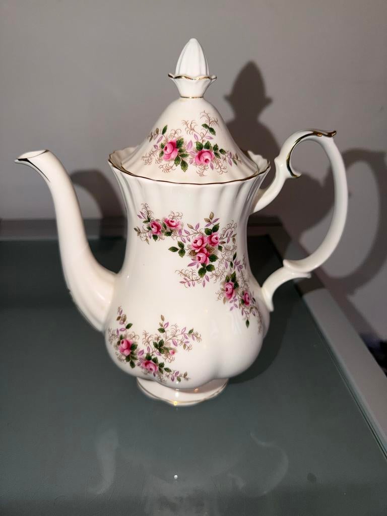 Royal Albert Theekop Nieuw, Ophalen