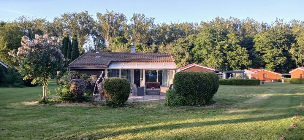 Sfeervol vakantiehuis te koop., In bos, Rolstoelvriendelijk, Recreatiepark, Flevoland