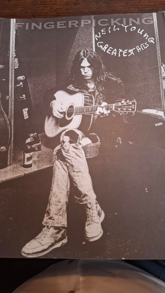 Neil Young Fingerpicking Greatest Hits bladmuziek, Basgitaar, Gebruikt, Ophalen of Verzenden, Artiest of Componist