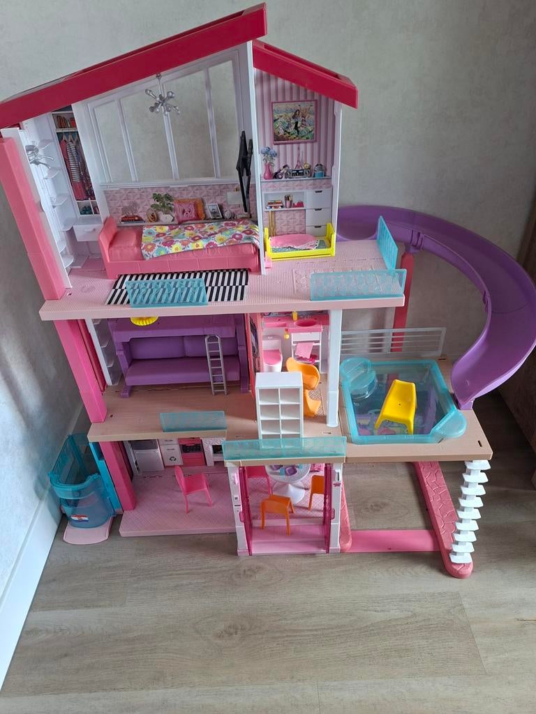 Groot barbiehuis, Ophalen, Poppenhuis