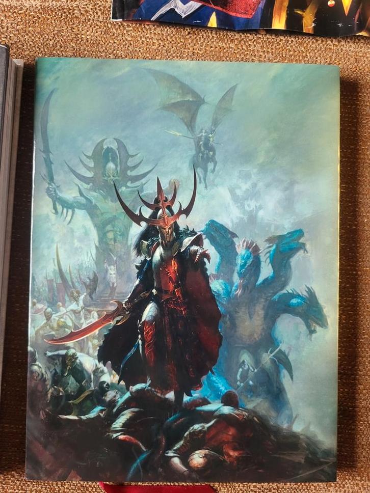 Warhammer: Dark Elves Limited Edition Army Book, Hobby en Vrije tijd, Wargaming, Nieuw, Warhammer, Boek of Catalogus, Ophalen of Verzenden