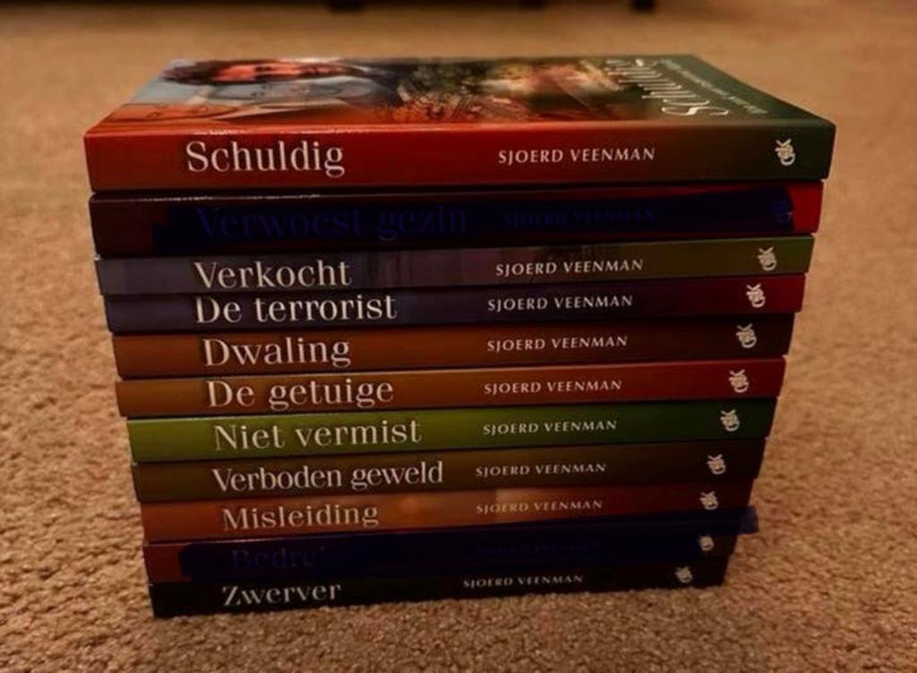 Inspecteur Maritz - Sjoerd Veenman, Ophalen of Verzenden, Zo goed als nieuw, Sjoerd Veenman