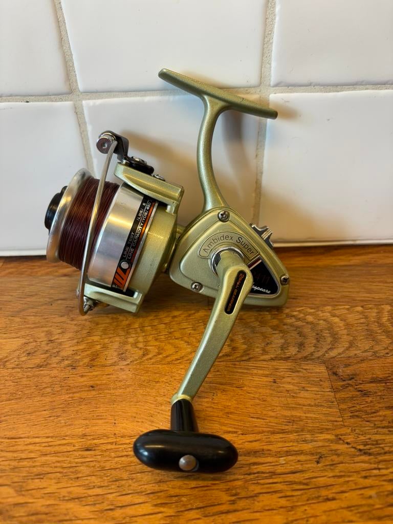 Shakespeare super ambidex 2411 in zeer mooie staat geservic, Watersport en Boten, Ophalen of Verzenden, Zo goed als nieuw, Molen