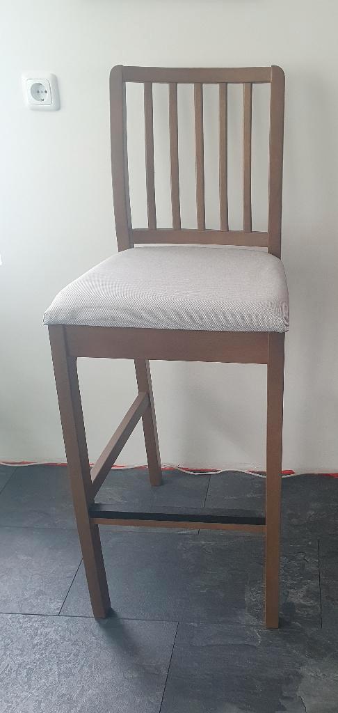 2 nieuwe barkrukken IKEA, Huis en Inrichting, Barkrukken, Nieuw, 60 tot 90 cm, Hout, 2 krukken, Met voetsteun, Ophalen of Verzenden