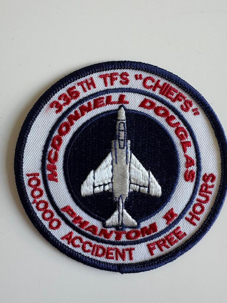 USAF 335th Tactical Fighter Squadron patch, Ophalen of Verzenden, Luchtmacht, Amerika, Embleem of Badge