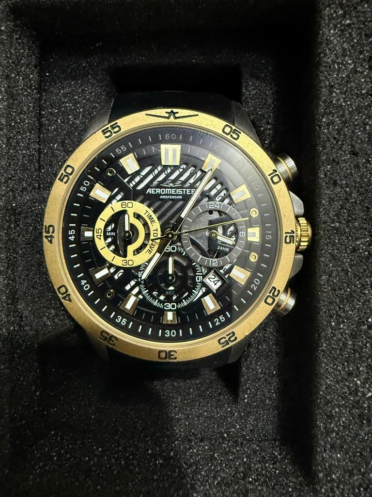 Aeromeister Driver AM5101 Chrono Heren Horloge Goud Zwart, Sieraden, Tassen en Uiterlijk, Horloges | Heren, Staal, Polshorloge