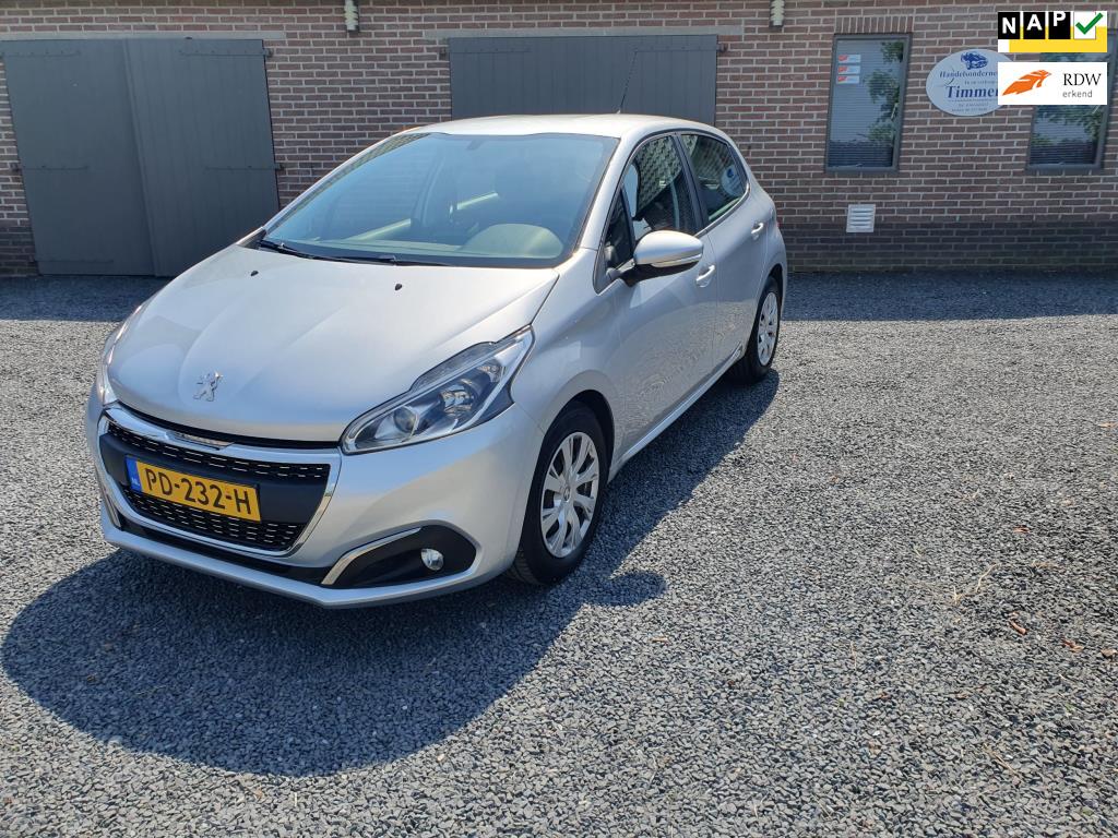 Peugeot 208 1.2 PureTech Active, Voorwielaandrijving, Gebruikt, 1199 cc, 82 pk