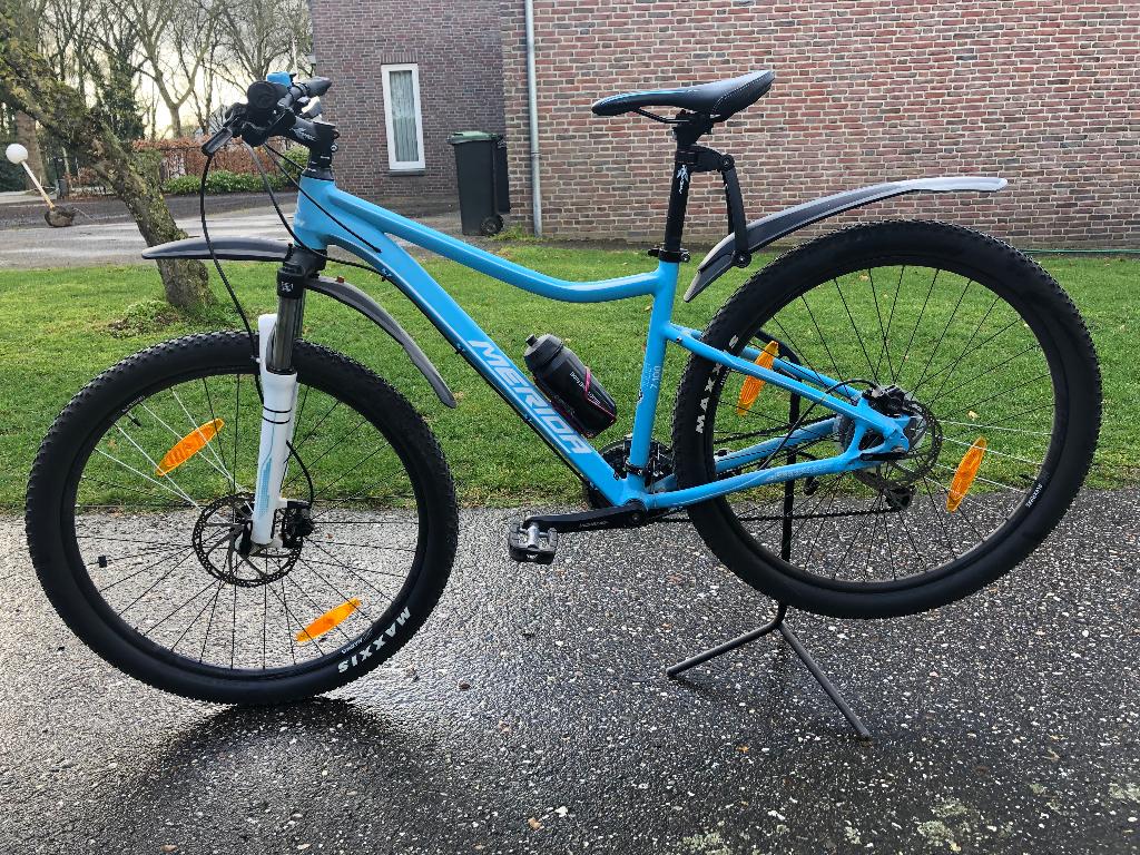 Merida Juliet 7.100 dames mtb - 43cm 27.5”, Fietsen en Brommers, Fietsen | Mountainbikes en ATB, Hardtail, Merida, Zo goed als nieuw
