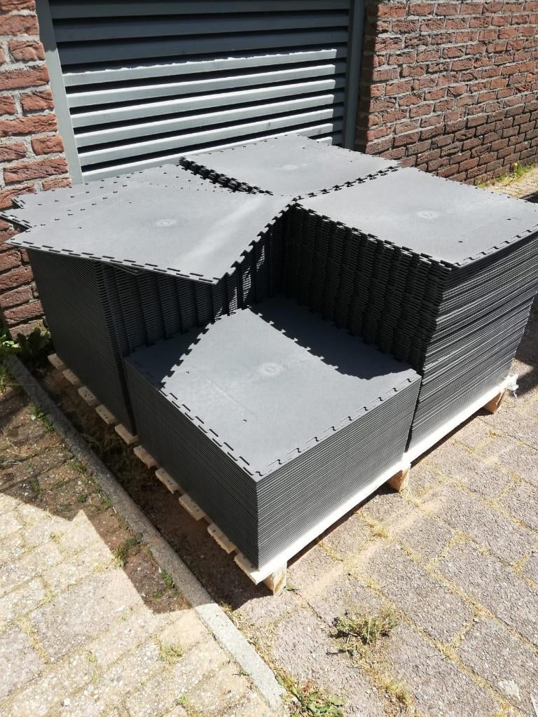 PVC kliktegels vloer 235 m² – garage / werkplaats / sport, Doe-het-zelf en Verbouw, Vloerdelen en Plavuizen, Zo goed als nieuw