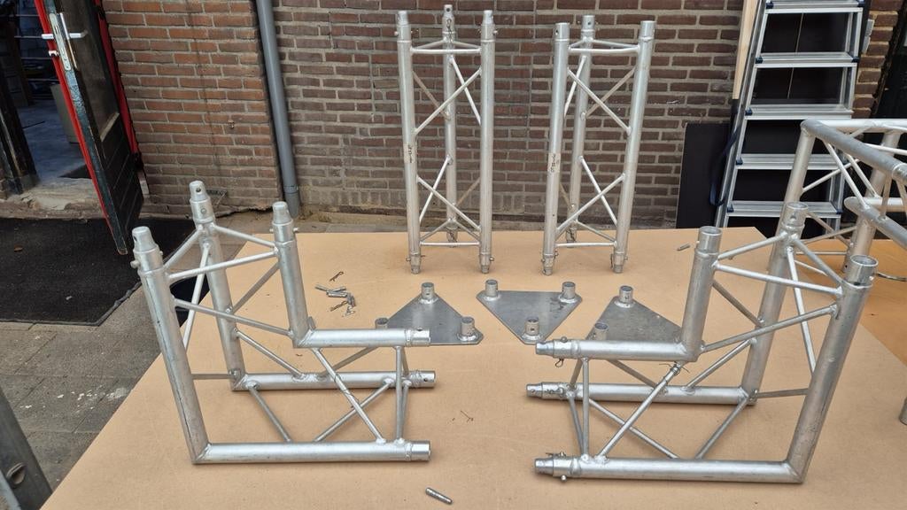 Showtec truss delen – aluminium – DJ / lichtbrug / podium, Ophalen, Gebruikt