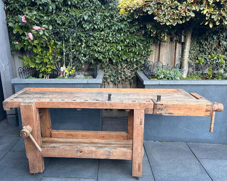 Prachtige oude werkbank, Doe-het-zelf en Verbouw, Werkbanken, Gebruikt, Bankschroef, Ophalen