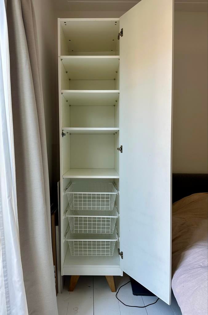 IKEA Pax Kast met pootjes manden planken en deur  wit, Ophalen, 200 cm of meer, 50 tot 100 cm, Zo goed als nieuw