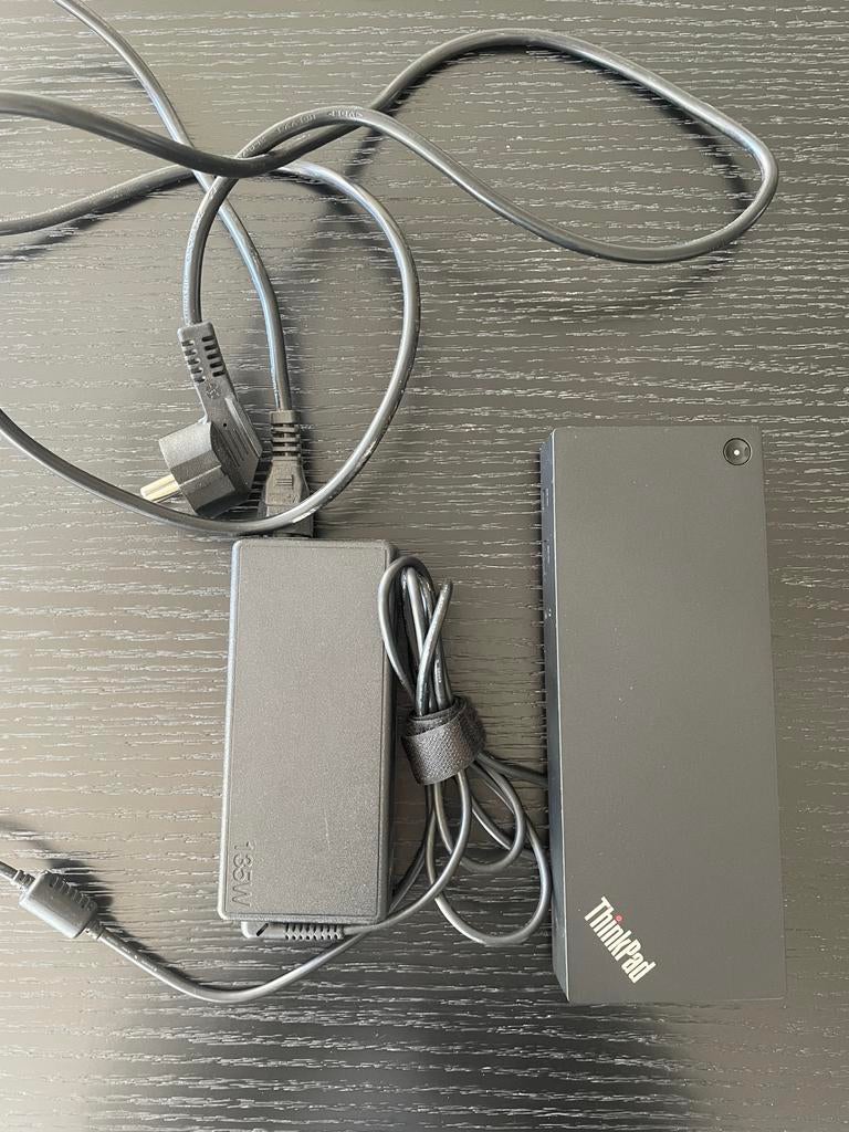 Lenovo Thinkpad dockingstation, Computers en Software, Dockingstations, Zo goed als nieuw, Ophalen of Verzenden