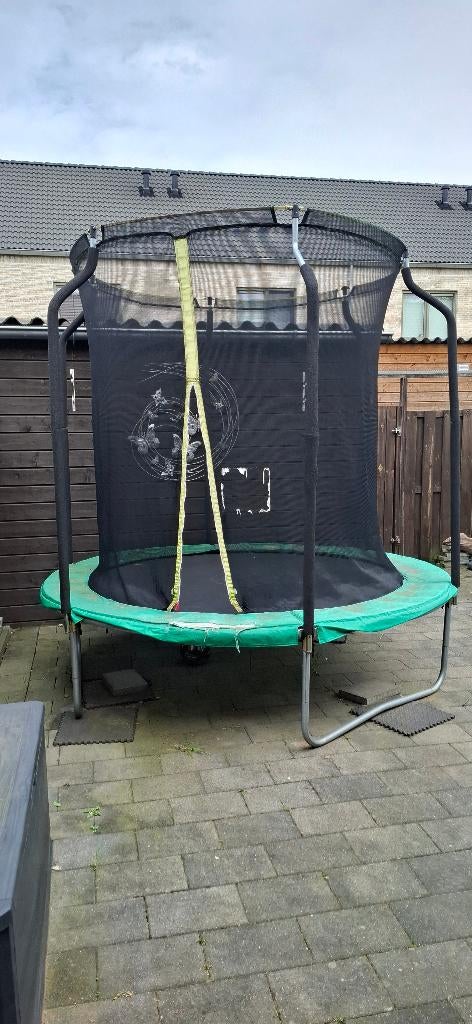 Trampoline, Ophalen, Gebruikt