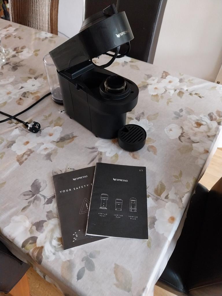 Nespresso apparaat Mooi cadeau voor moederdag !, Witgoed en Apparatuur, Koffiezetapparaten, Ophalen, Espresso apparaat