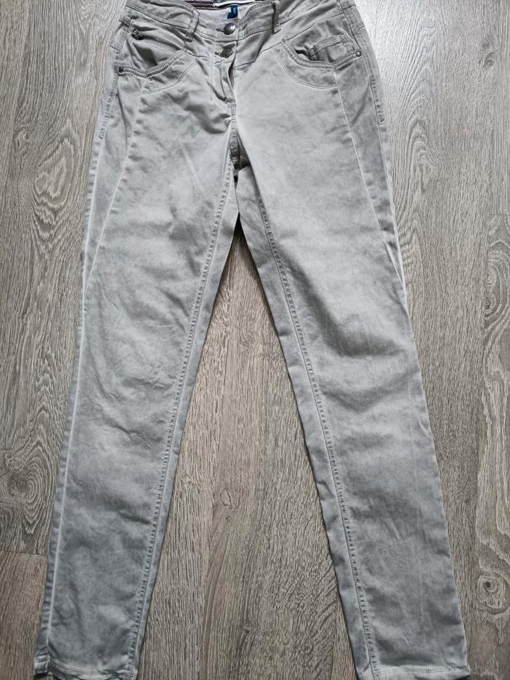Cecil dames broek grijs maat 25 W28 - W29 (confectie 36), Kleding | Dames, Broeken en Pantalons, Gedragen, Maat 36 (S), Grijs