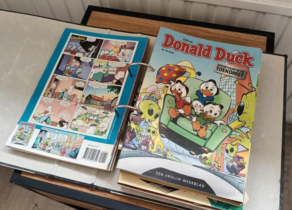 Dikke map vol Donald Duck weekbladen uit 2020!, Europa, Ophalen of Verzenden, Zo goed als nieuw, Meerdere comics