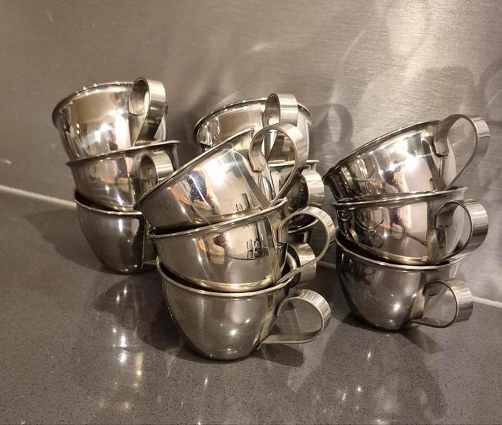 Motta Italy 12 dubbelwandige espressokopjes rvs vintage, Huis en Inrichting, Keuken | Keukenbenodigdheden, Ophalen of Verzenden